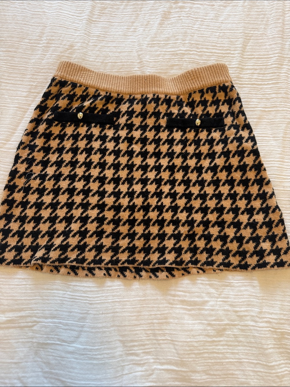 Janie & Jack Houndstooth Knit Mini Skirt - Black and Tan